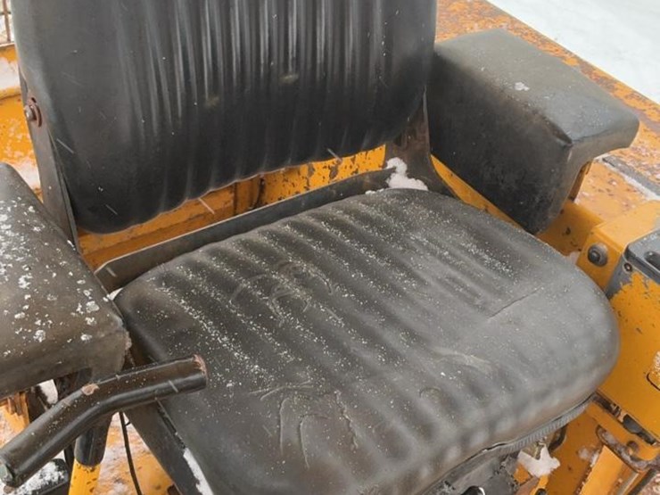 1989-deere-550g-image-10