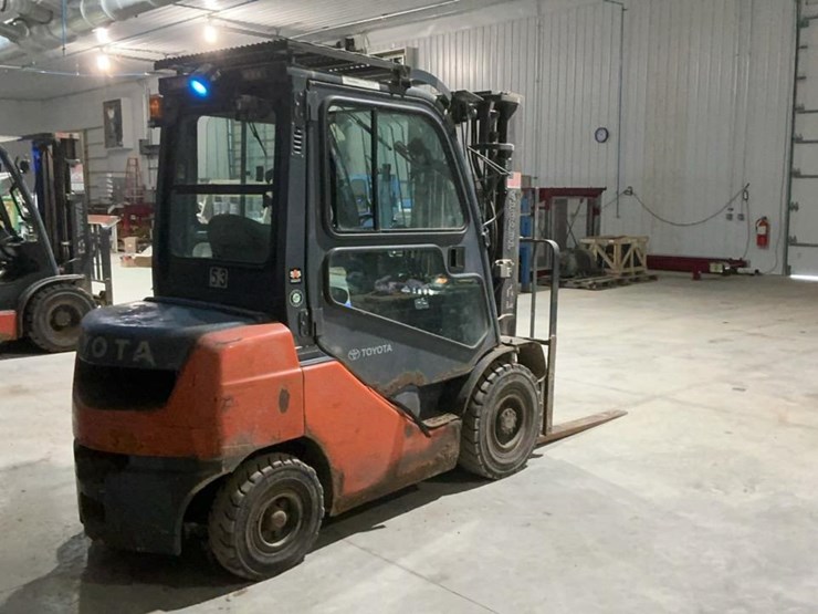 2018-toyota-8fdu25-image-5