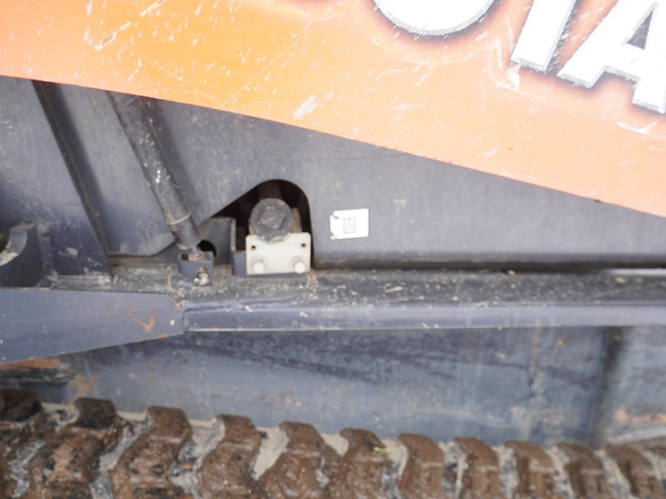 2016-kubota-svl95-2s-image-54