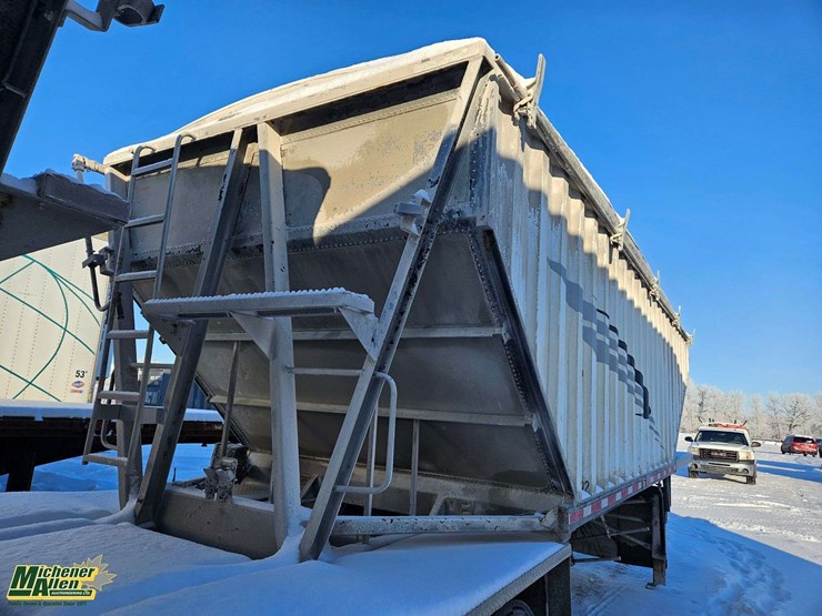 2010-doepker-tri/a-bulk-trailer-image-7