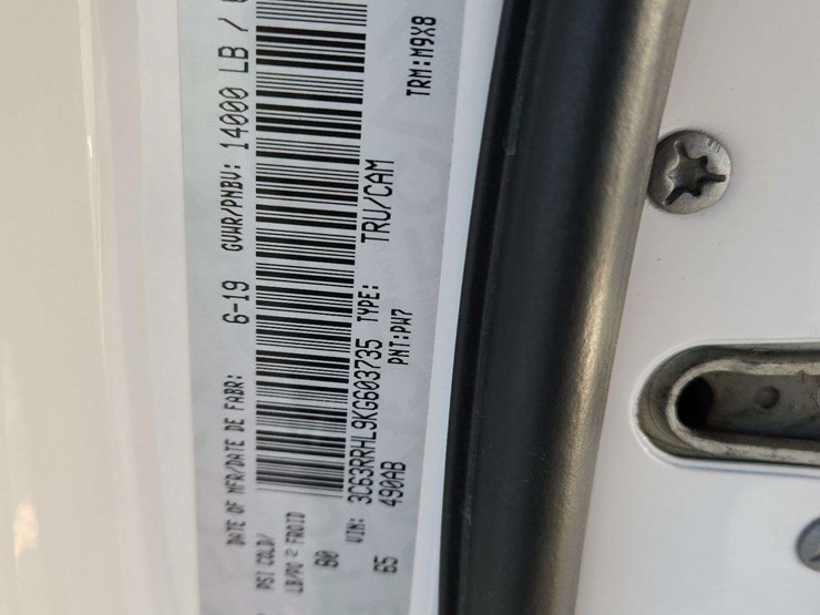 2019-dodge-3500-image-7