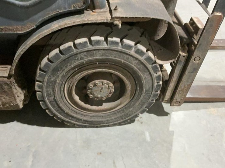 2018-toyota-8fdu25-image-56