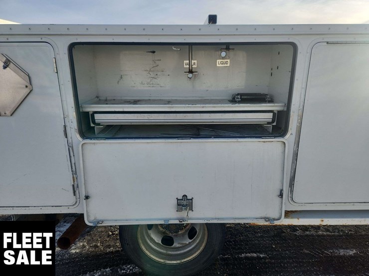 2018-ram-5500-slt-image-32