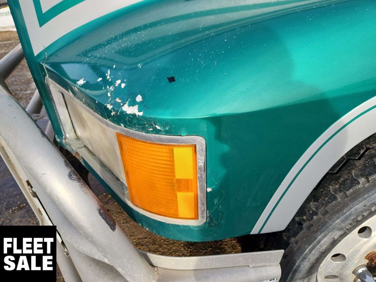 1993-mack-ch613-image-35