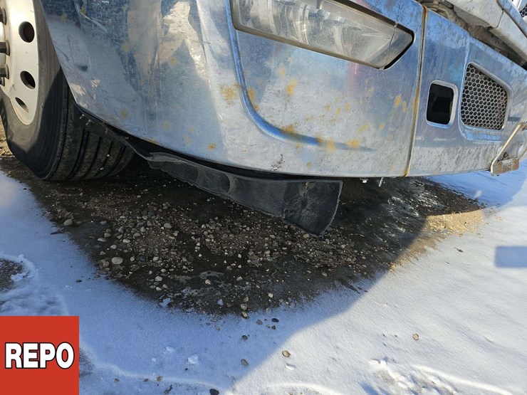 2024-peterbilt-579-image-50