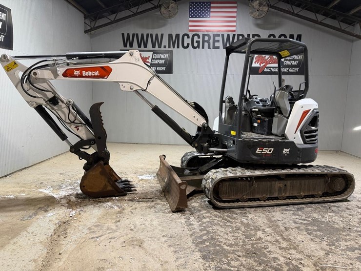 2021-bobcat-e50-image-1