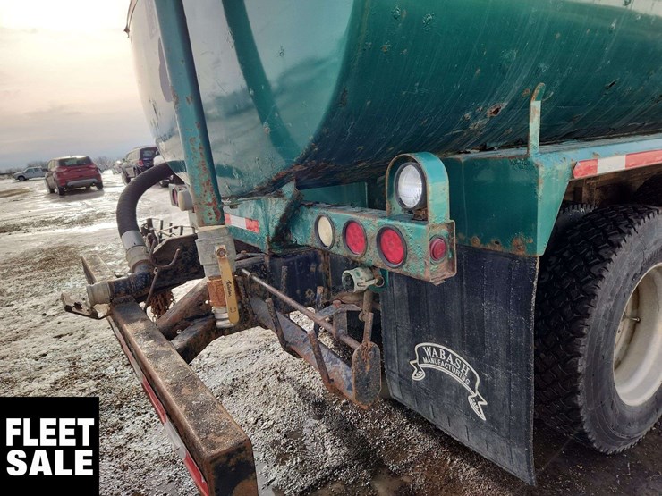 1993-mack-ch613-image-31