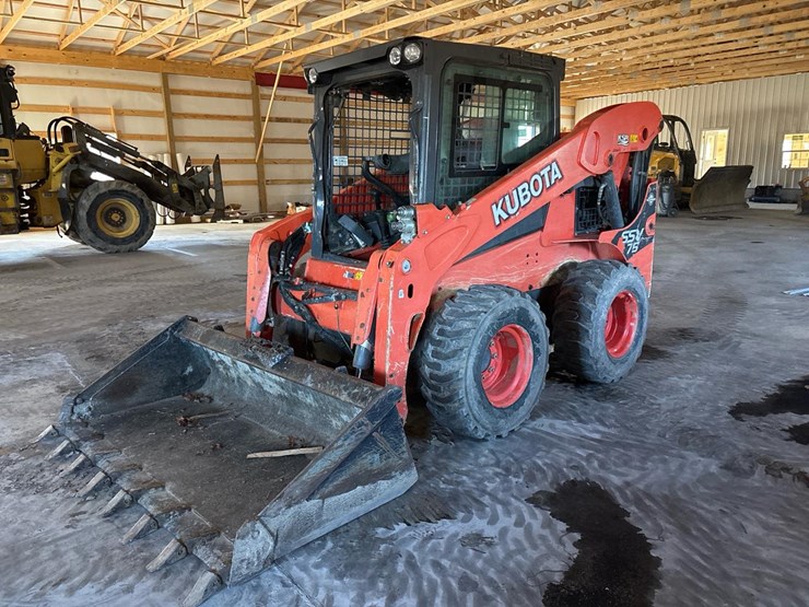 2016-kubota-ssv75-image-1