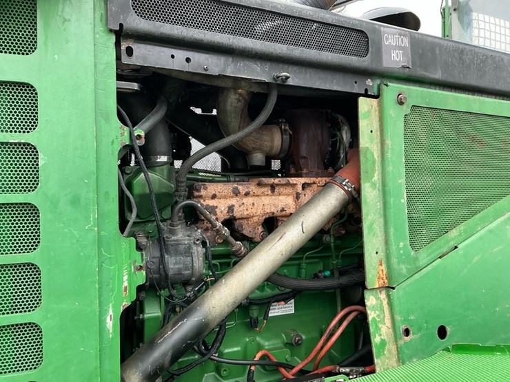 2010-deere-648h-image-66