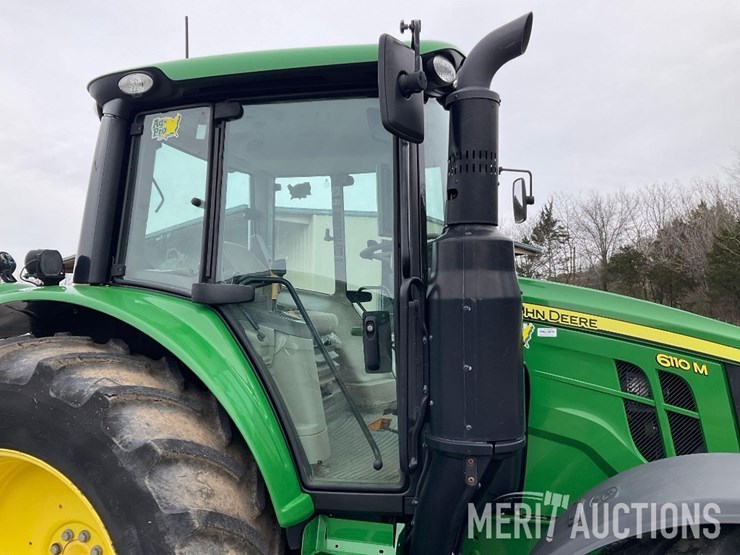 2021-john-deere-6110m-image-36