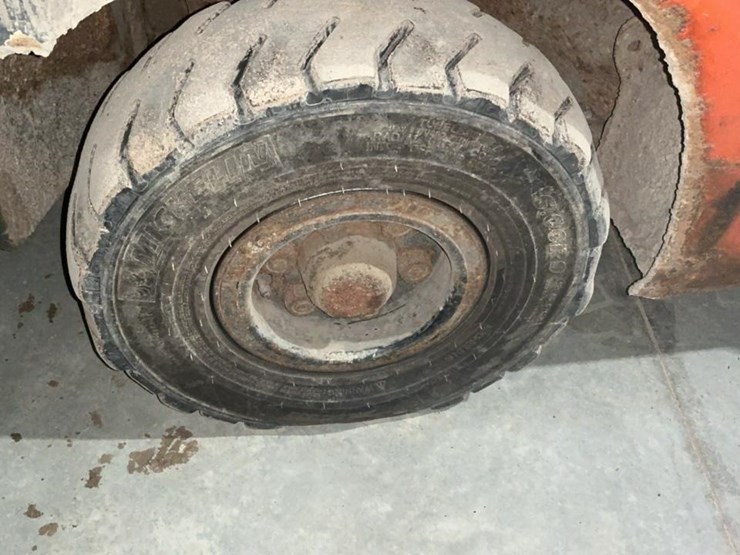 2018-toyota-8fdu25-image-54