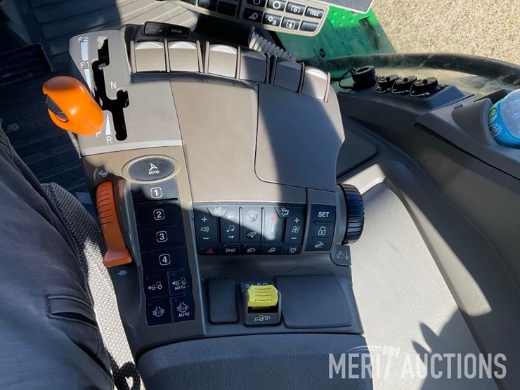 2023-john-deere-8r-370-image-53