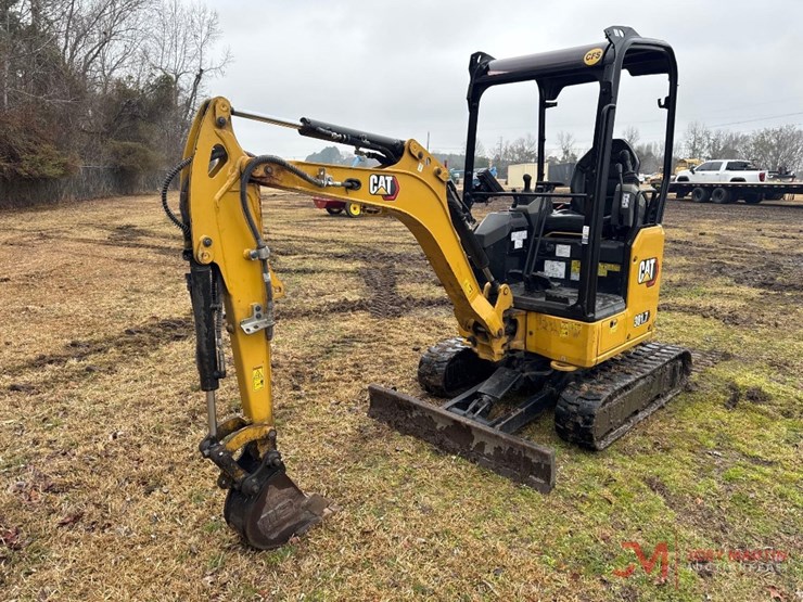 2024-caterpillar-301.7-image-2