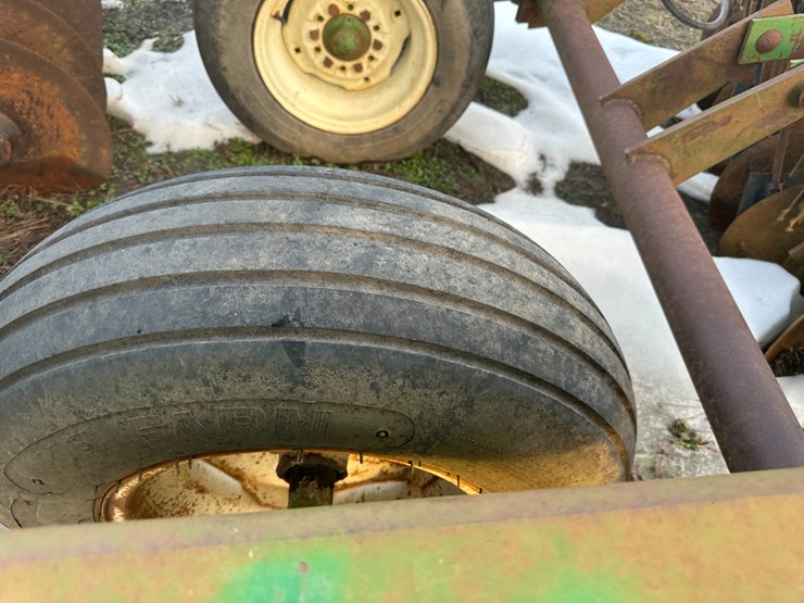 john-deere-630-image-17