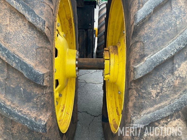 2024-john-deere-8r-410-image-24