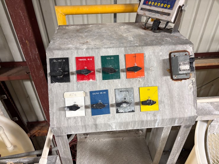 #425-•-3-tank-chem/-soap-mixing/-manufacturing-system-image-25