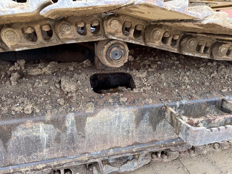 2019-deere-210g-lc-image-14