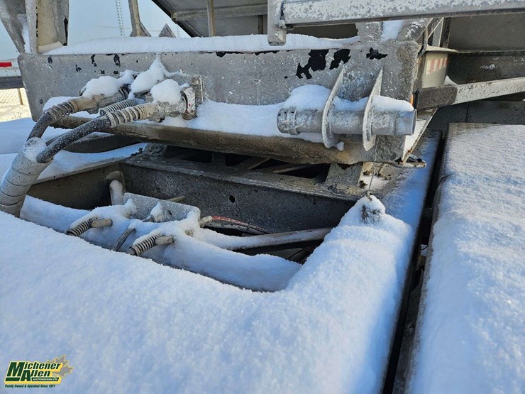 2010-doepker-tri/a-bulk-trailer-image-22