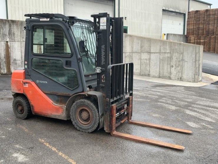 2018-toyota-8fdu25-image-7