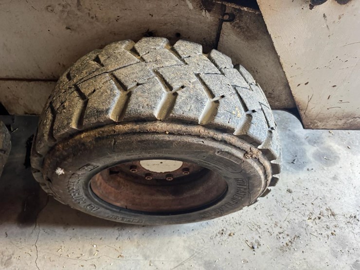 1988-bobcat-843-image-14