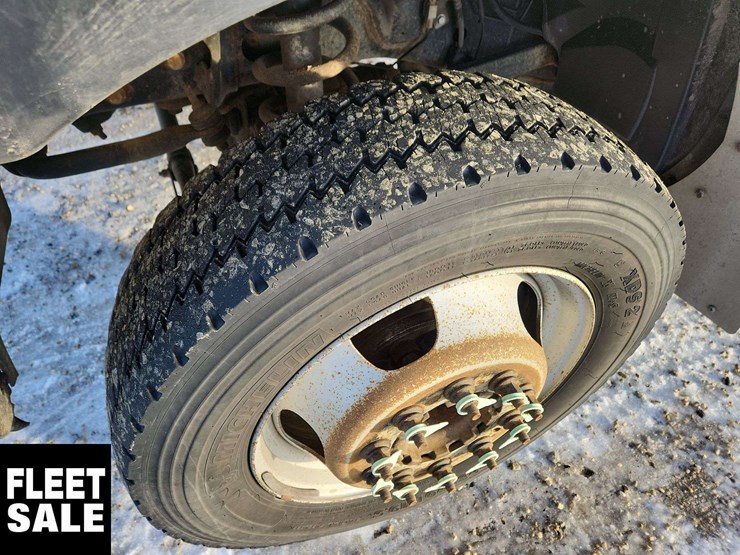 2015-ram-5500-4x4-s/a-service-truck-image-10