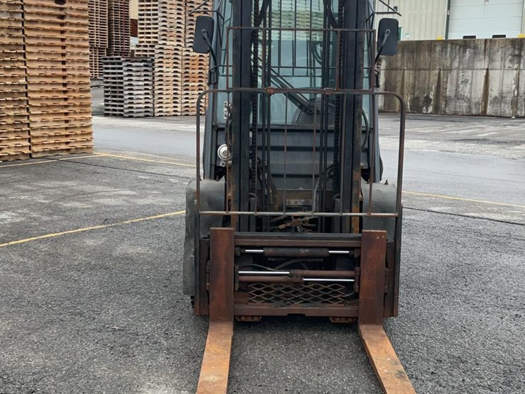 2018-toyota-8fdu25-image-9