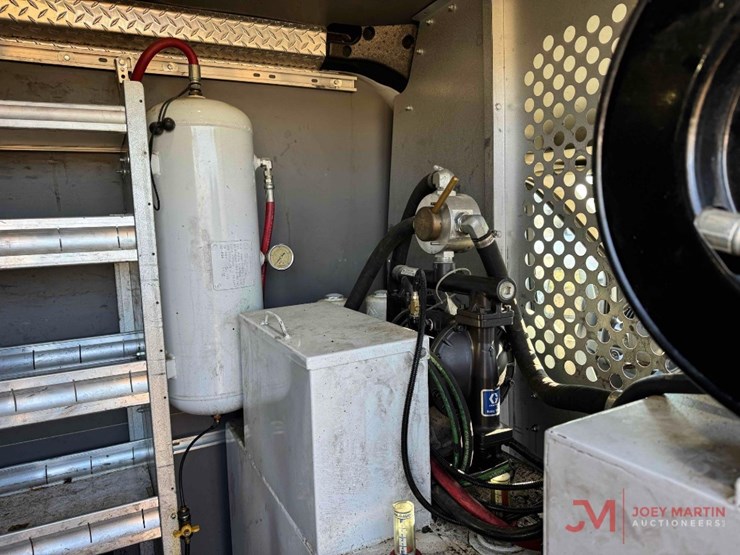 2018-ford-172-image-17