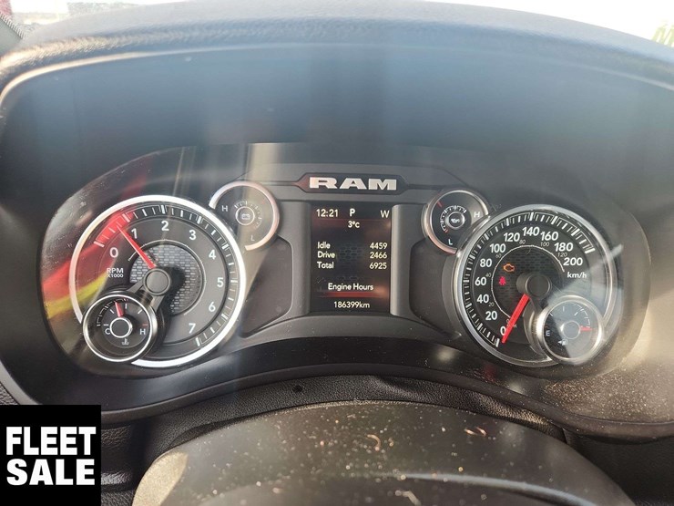 2022-dodge-2500-image-9