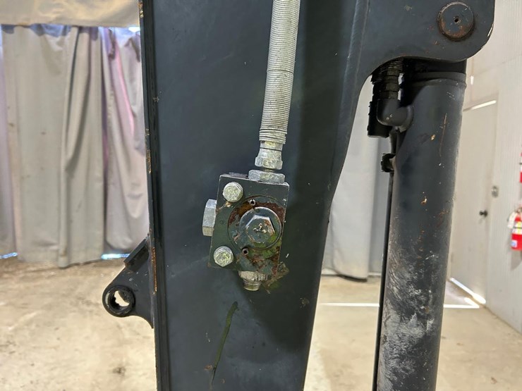 2019-deere-35g-image-9