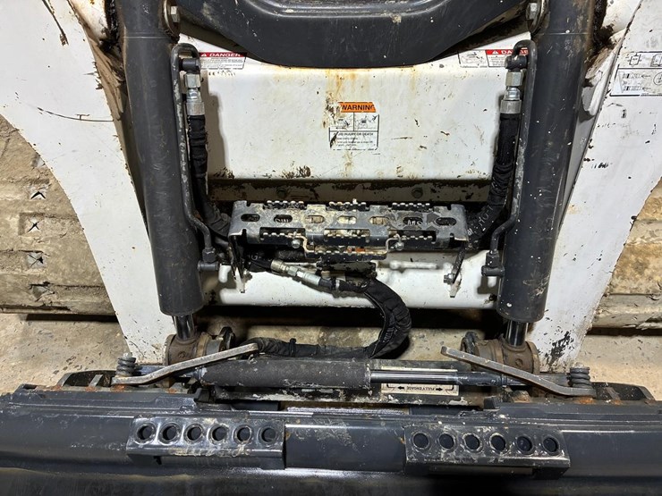 2021-bobcat-t770-image-10