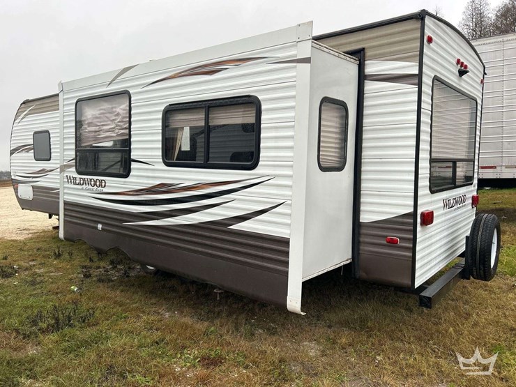 2017-forest-river-travel-trailer-image-4