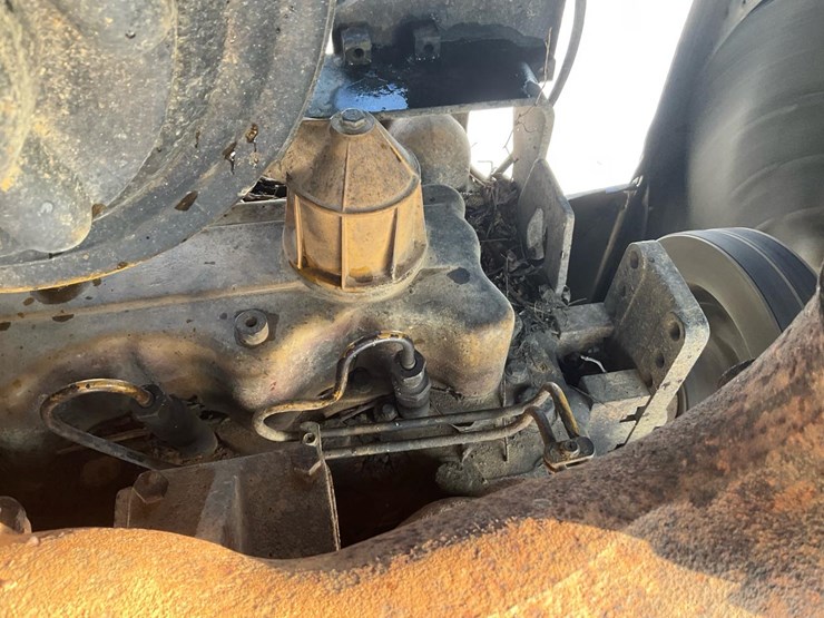 1989-caterpillar-d4h-image-100