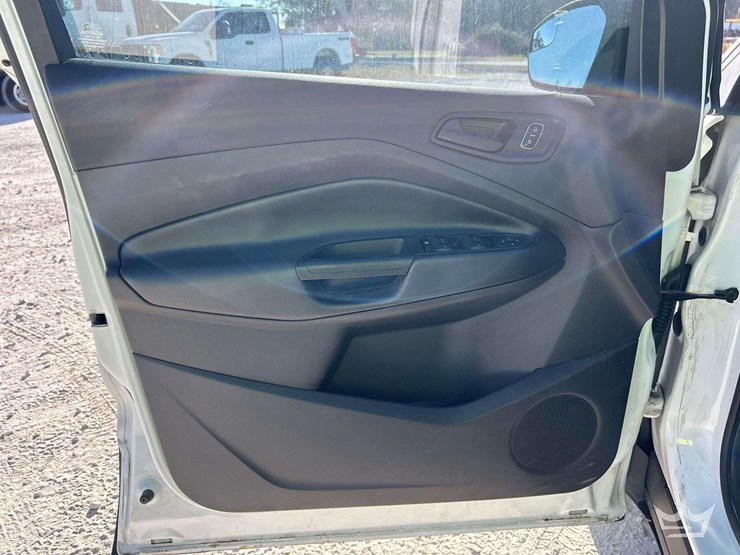 2017-ford-escape-image-10