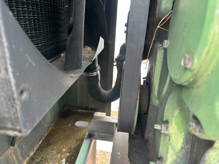 john-deere-4045t-image-19