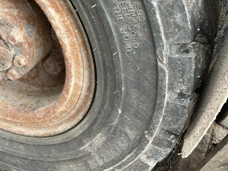 2018-toyota-8fdu25-image-27