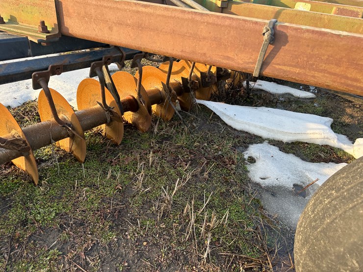 john-deere-630-image-38