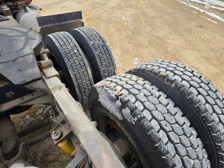 1989-kenworth-t800-image-7