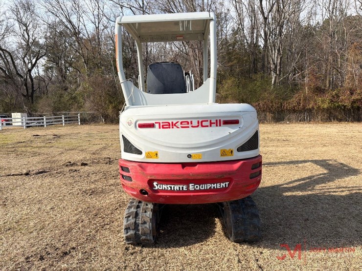 2020-takeuchi-tb230-image-7