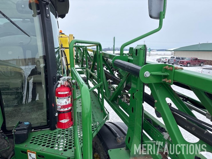2018-john-deere-r4045-image-42