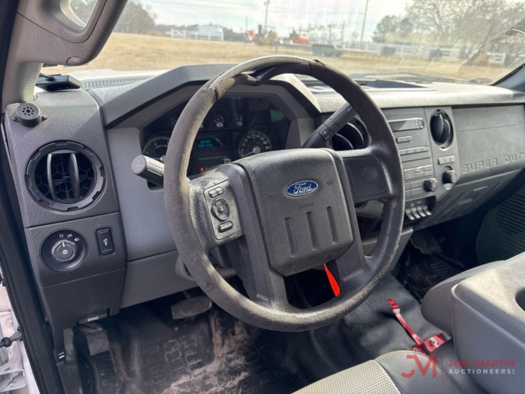 2015-ford-f450-xl-image-19