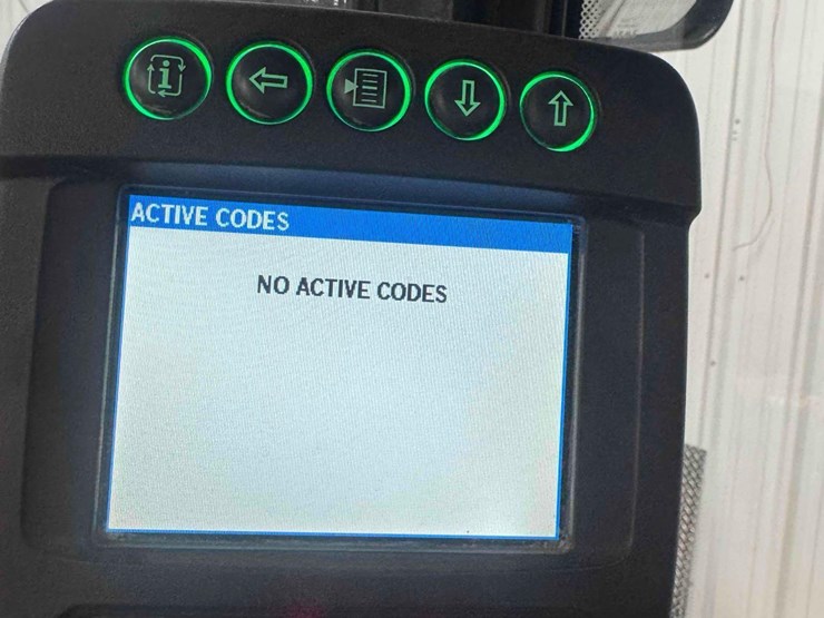 2011-deere-524k-image-16