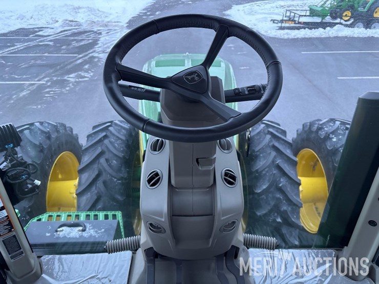 2024-john-deere-8r-370-image-45