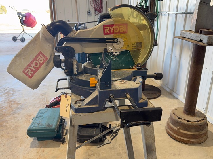 ryobi-miter-saw-image-3