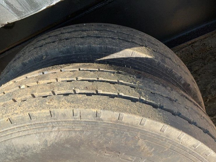 john-deere-435-image-95