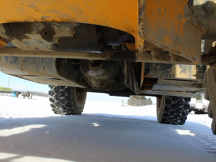 2013-jcb-510-56-image-71