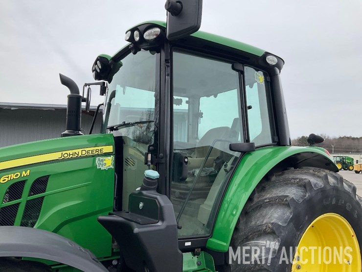 2021-john-deere-6110m-image-18