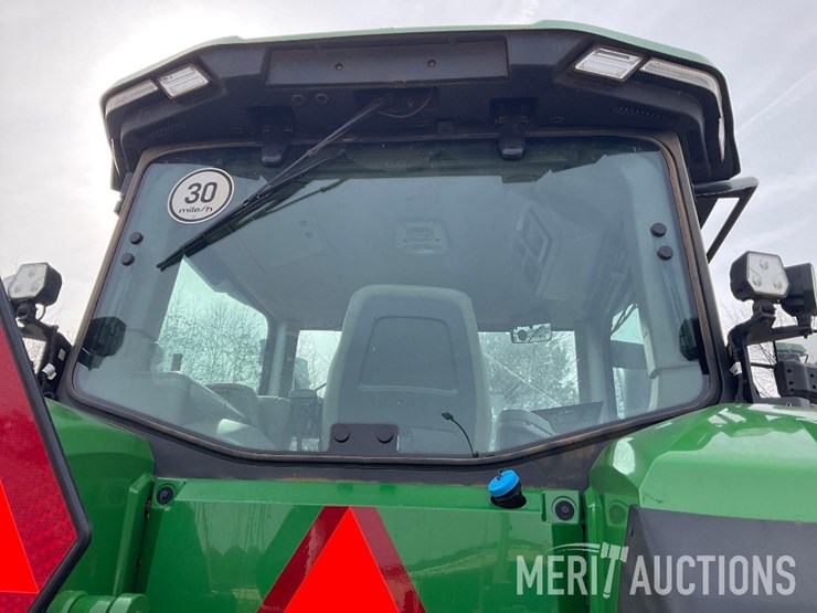 2024-john-deere-8r-410-image-32