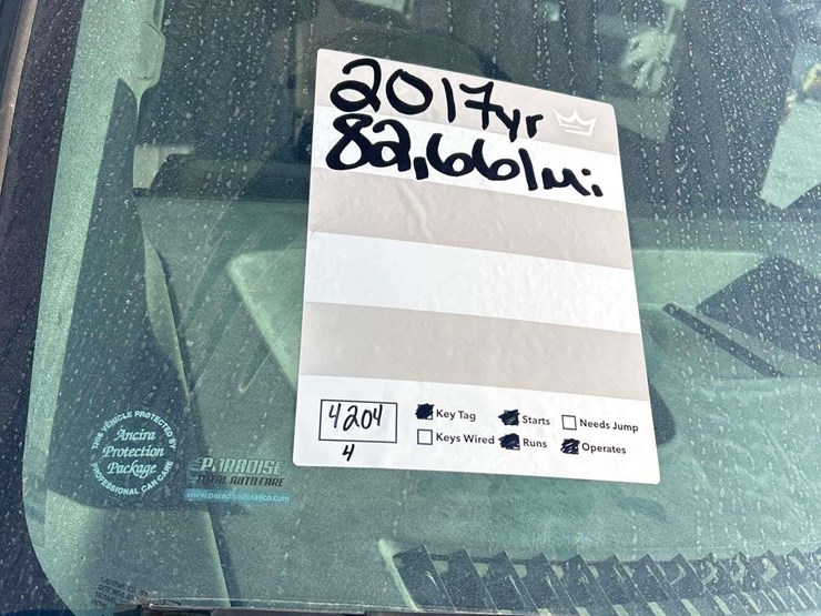 2017-chevrolet-express-3500-image-23