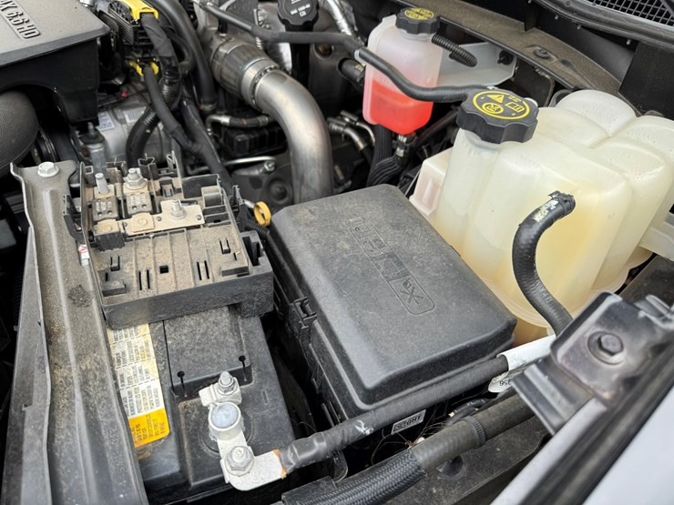 2021-chevrolet-3500hd-image-56