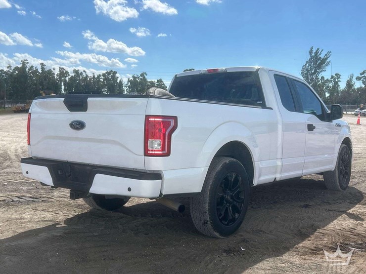 2020-ford-f150-image-3